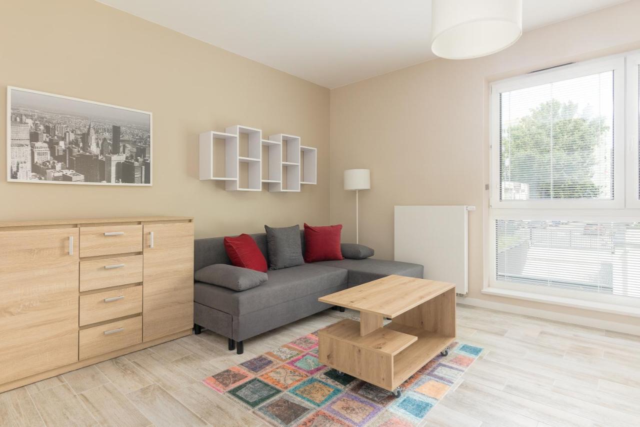 Metro Wilanowska Comfortable Apartament